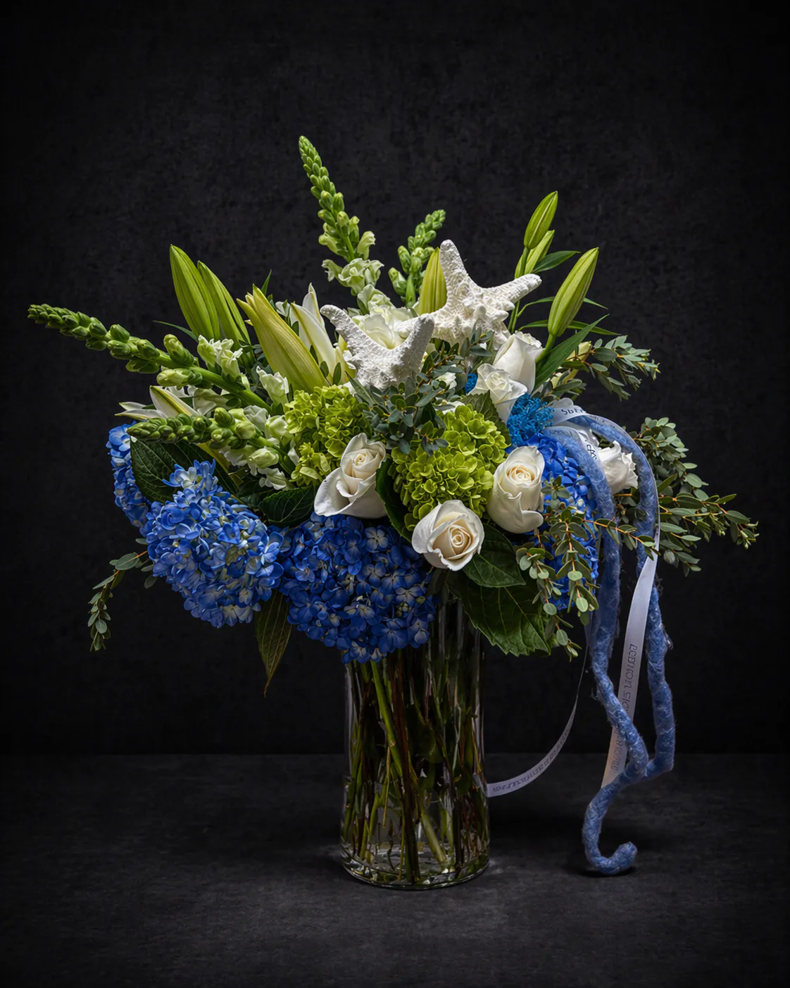 Bonita Springs florist arrangement by Naples Picasso Flowers — Master Designer Mirela Beneš